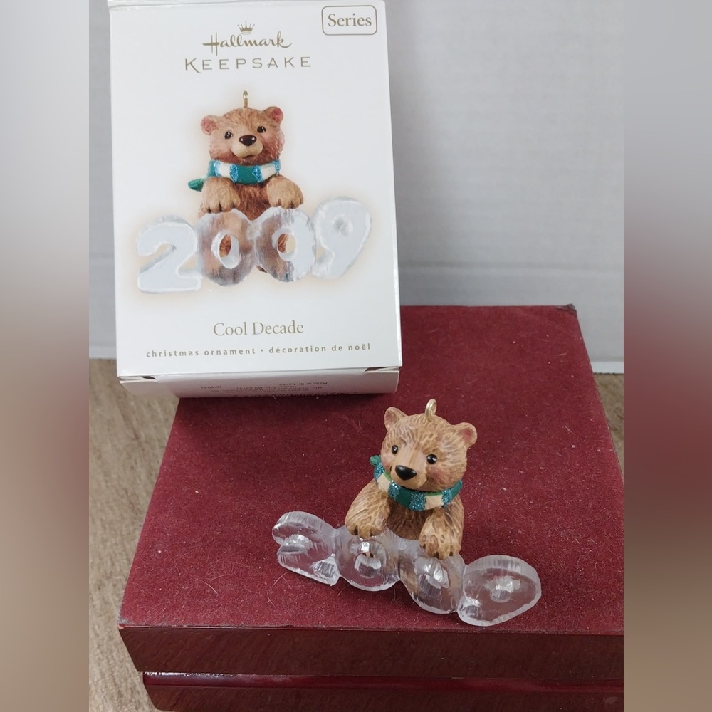 NIB Hallmark Cool Decade 2009 Bear Ornament